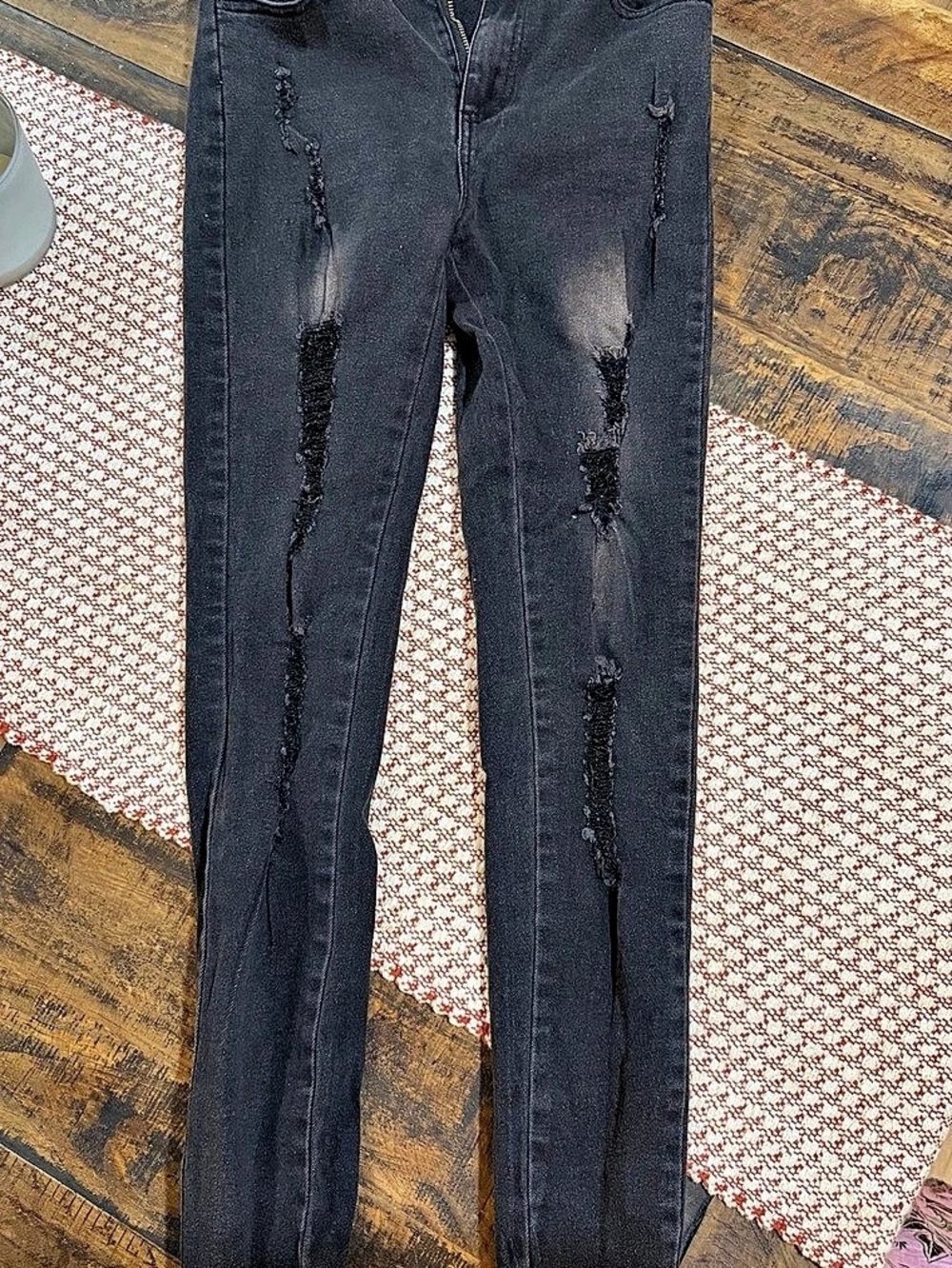 Distressed Black Skinny Jeans
